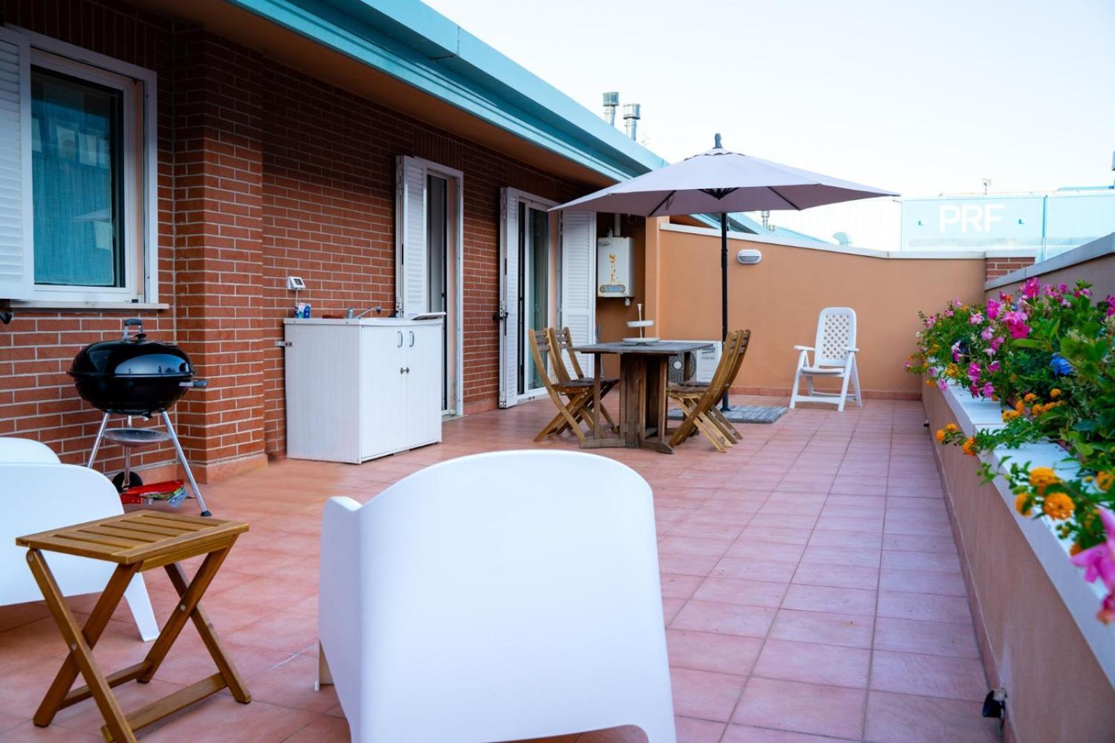 Tra Mare E Centro Citta! Apartman Livorno Kültér fotó